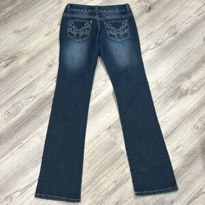 Vintage Y2K Low Rise Embroidered 5 Pocket Stitch Bootcut Stretch Denim Jeans / 4